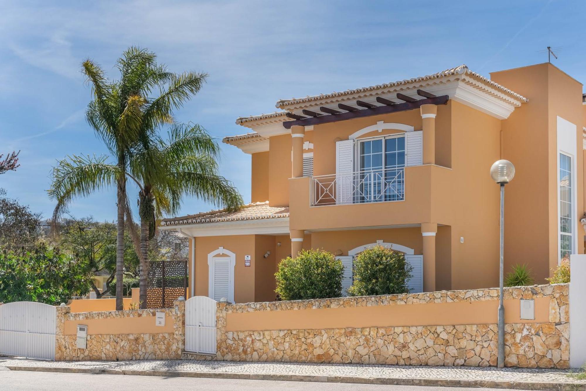 Villa Canto Do Sol # 4 Bedroom Lagos
